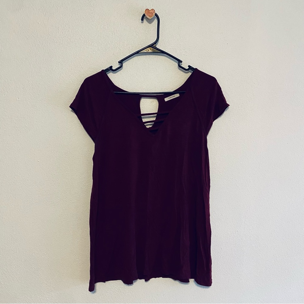 Maurices maroon cross front tee